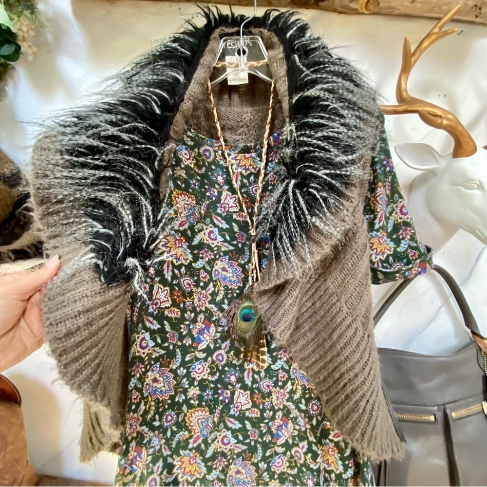 Alpaca vegan mink fur collar boho vest w cottage cabin longer cable knit vibe - Picture 6 of 11